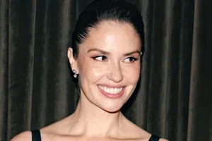 «Неприятно, как будто у меня огромные веснушки»: Агата Муцениеце показала лицо после уколов с биоматериалом лосося «Неприятно, как будто у меня огромные веснушки»: Агата Муцениеце показала лицо после уколов с биоматериалом лосося