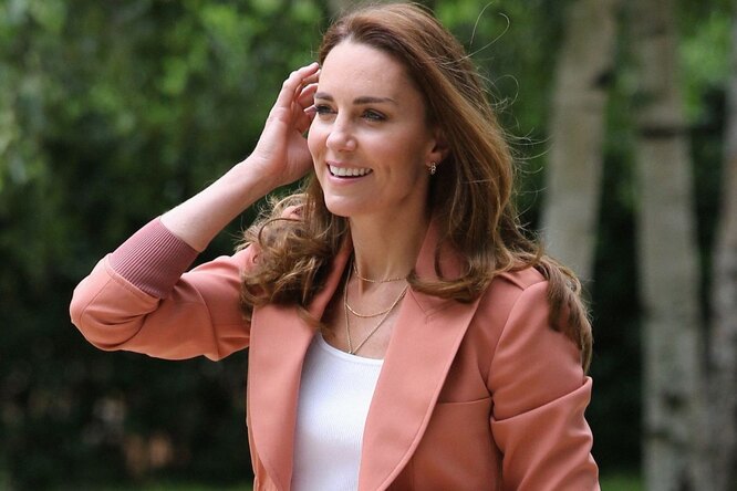 5 секретов красоты герцогини Кейт Миддлтон - узнайте, как она выглядит всегда идеально 5 секретов красоты герцогини Кейт Миддлтон: узнайте, как она выглядит всегда идеально