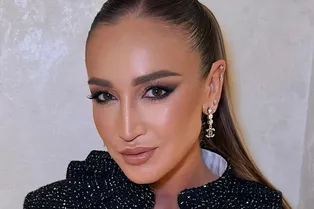 «Я измучилась. Плачу постоянно»: Ольга Бузова заявила, что заболела из-за новой атаки мошенников