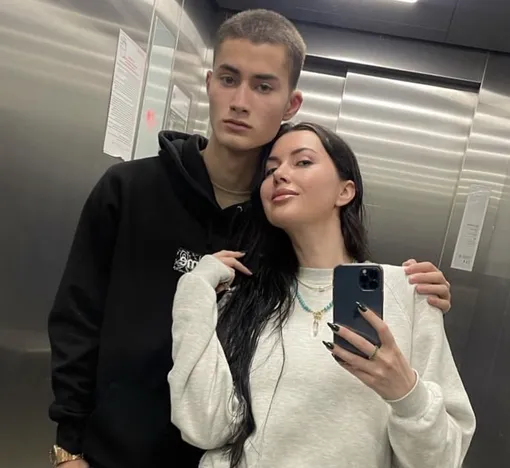 Маша Вебер с 19-летним сыном Оскаром Маша Вебер с 19-летним сыном Оскаром