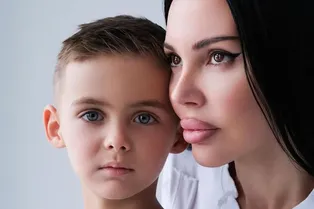 10 умилительных фото – Оксана Самойлова и Джиган трогательно поздравили сына с 6-летием 10 умилительных фото – Оксана Самойлова и Джиган трогательно поздравили сына с 6-летием