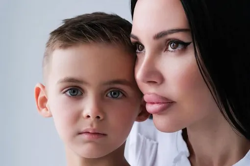 10 умилительных фото – Оксана Самойлова и Джиган трогательно поздравили сына с 6-летием 10 умилительных фото – Оксана Самойлова и Джиган трогательно поздравили сына с 6-летием