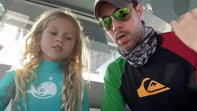 Нажми и смотри