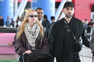 «Пугающее время»: Линдси Лохан с мужем и сыном сбежали из Дубая в США