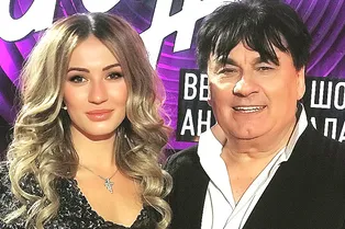 «Я родила Мию!»: дочь Александра Серова впервые стала мамой «Я родила Мию!»: дочь Александра Серова впервые стала мамой