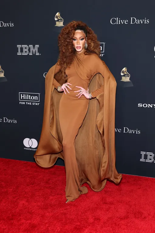 Винни Харлоу