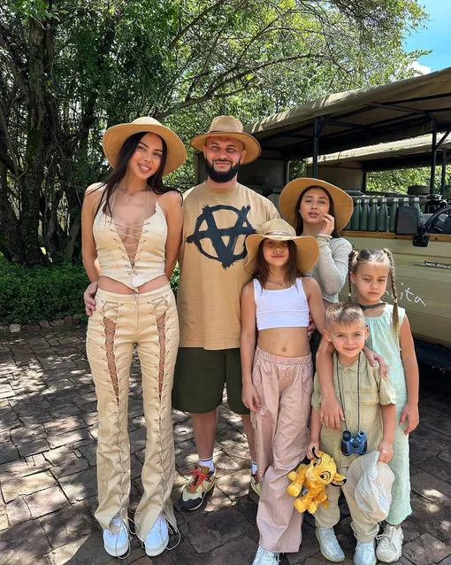 Оксана Самойлова и Джиган с детьми Оксана Самойлова и Джиган с детьми