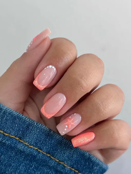 коралловый летний маникюр 2025 коралловый летний маникюр 2025