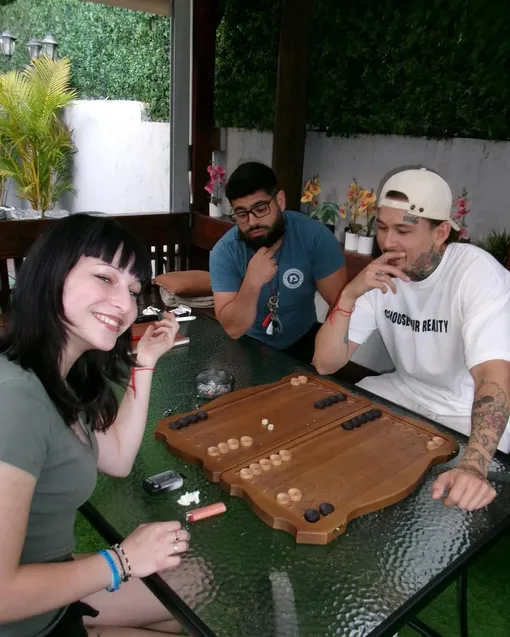 Моргенштерн показал будни с другими обитателями и работниками рехаба Моргенштерн показал будни с другими обитателями и работниками рехаба