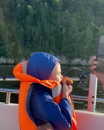 Нажми и смотри