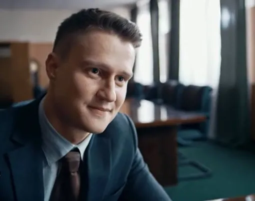 Марк Вдовин в сериале «Герой по вызову» Марк Вдовин в сериале «Герой по вызову»