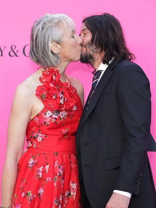 Встреча с Александрой Грант изменила жизнь Киану Ривза