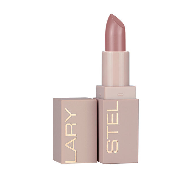 Long-lasting lipstick in shade 13, Stellary