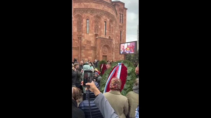 Нажми и смотри Нажми и смотри