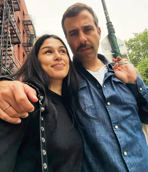 У Эрики и Ивана близкие родственные отношения У Эрики и Ивана близкие родственные отношения