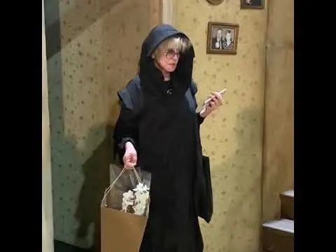 Нажми и смотри