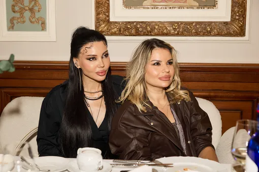 Выставка к 100-летнему юбилею Майи Плисецкой, запуск женского клуба и премьера перфоманса от Николы Мельникова Выставка к 100-летнему юбилею Майи Плисецкой, запуск женского клуба и премьера перфоманса от Николы Мельникова