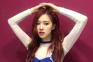 «Иногда я чувствую себя такой счастливой»: Розэ из BLACKPINK поделилась новыми подробностями личной жизни «Иногда я чувствую себя такой счастливой»: Розэ из BLACKPINK поделилась новыми подробностями личной жизни