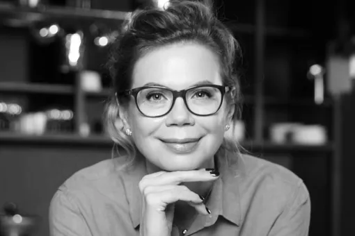 Умерла в 59 лет актриса сериала «Кулагин и партнеры», телеведущая, звезда кулинарии Вероника Ганич Умерла в 59 лет актриса сериала «Кулагин и партнеры», телеведущая, звезда кулинарии Вероника Ганич