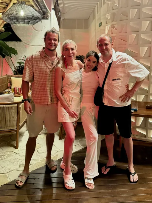 Степан Кузьменко, Александра Верещагина, Айза и Олег Верещагин на проекте