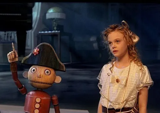 Эль Фаннинг в фильме «Щелкунчик и Крысиный Король» Эль Фаннинг в фильме «Щелкунчик и Крысиный Король»