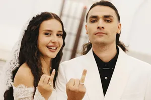 «Фу, бестактность. У меня не гинекологический кабинет»: жену Олега Шепса возмутили намеки на беременность «Фу, бестактность. У меня не гинекологический кабинет»: жену Олега Шепса возмутили намеки на беременность