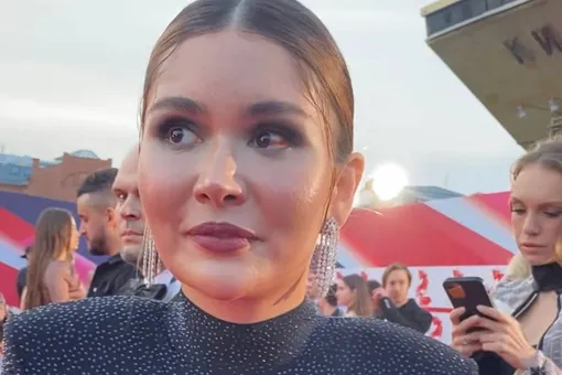 «Я волновалась»: внучка первого президента Узбекистана Марьям Тилляева появилась на открытии ММКФ с окровавленным глазом