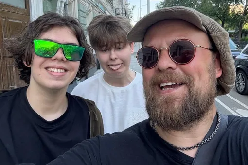 «Странный вирус»: Кирилл Плетнев заявил, что его старшему сыну нужен хороший врач «Странный вирус»: Кирилл Плетнев заявил, что его старшему сыну нужен хороший врач