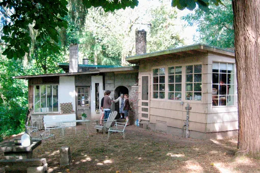 «Умный» дом Фрэнсис Гейб: двадцать лет без уборки, но идеально чист «Умный» дом Фрэнсис Гейб: двадцать лет без уборки, но идеально чист