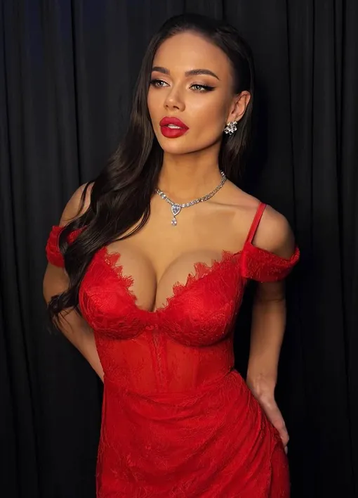 Яна Кошкина публично обратилась к умершему учителю