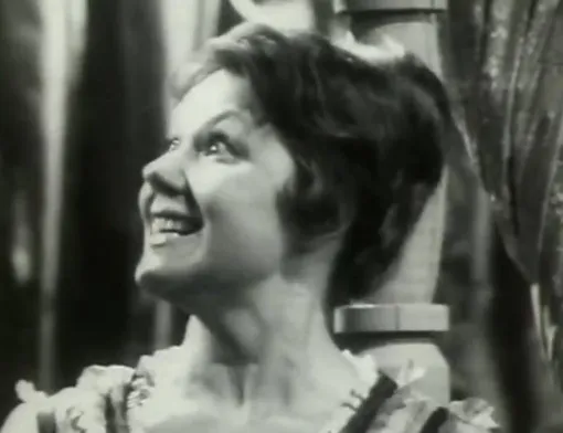 Сусанна Серова в фильме «Детство. Отрочество. Юность»