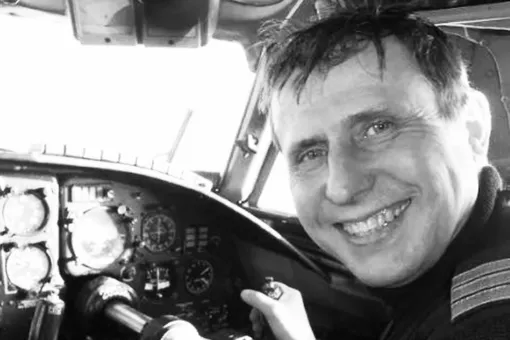 «Какой кошмар! Я в шоке»: дочь командира разбившегося самолета Ан-24 Вячеслава Логвинова не знала, что он был на борту «Какой кошмар! Я в шоке»: дочь командира разбившегося самолета Ан-24 Вячеслава Логвинова не знала, что он был на борту