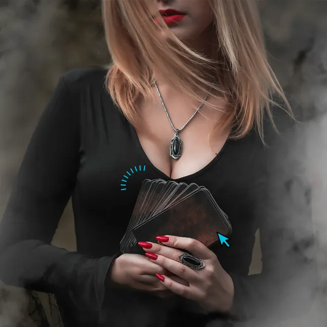 Расклад Таро на декабрь: выбери карту и узнай свое будущее!