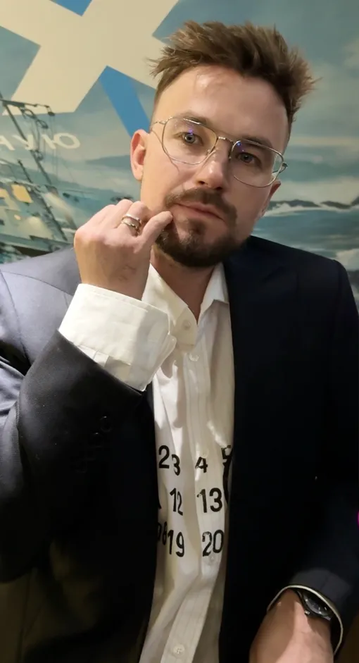 Александр Петров дал интервью VOICE