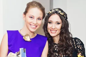 «Я пользуюсь отсутствием сожительницы Романа»: Елена Товстик заявила, что бывший муж стал каждый день приезжать к ней «Я пользуюсь отсутствием сожительницы Романа»: Елена Товстик заявила, что бывший муж стал каждый день приезжать к ней