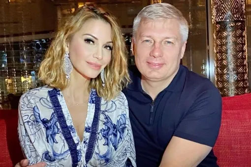 «7 лет пролетели как один день»: Ольга Орлова показала романтическое видео с мужем «7 лет пролетели как один день»: Ольга Орлова показала романтическое видео с мужем