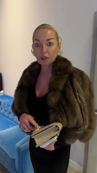 Нажми и смотри Нажми и смотри