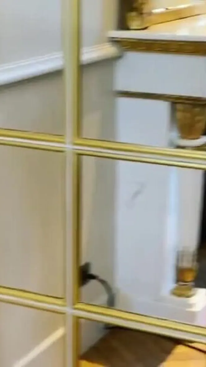 Нажми и смотри