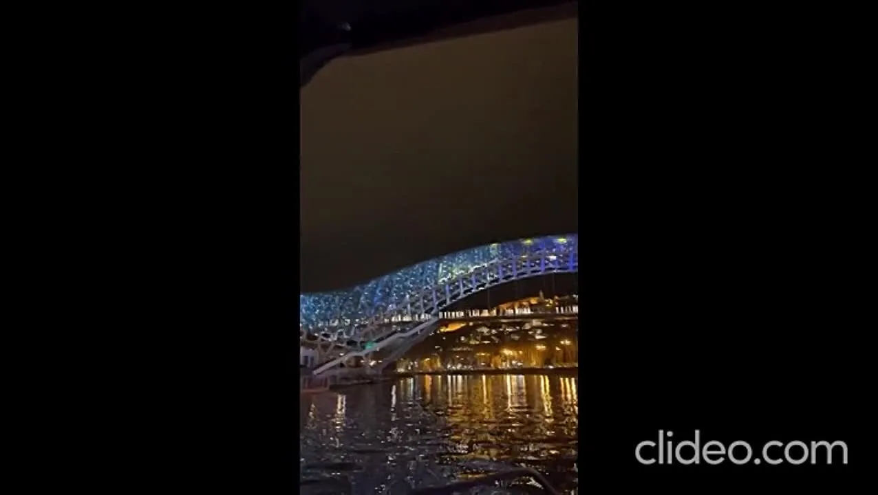 Нажми и смотри