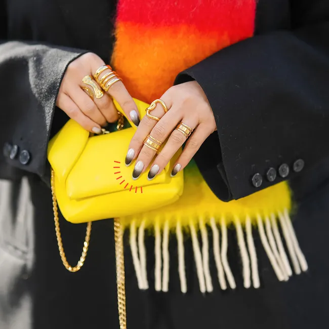 Как сохранить маникюр безупречным на 3 недели: главные секреты стойкости от мастеров