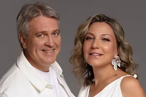 «Сказали подождать еще неделю»: Денис Матросов экстренно отвез беременную жену в роддом, однако ее не приняли