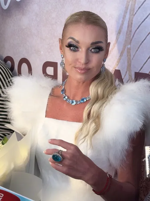 Анастасия Волочкова отпраздновала 50-летие Анастасия Волочкова отпраздновала 50-летие