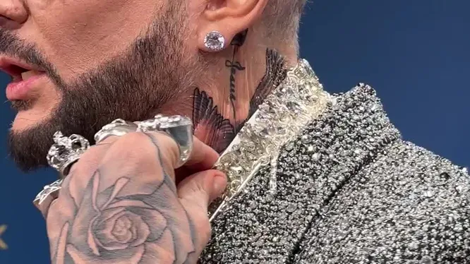 Нажми и смотри