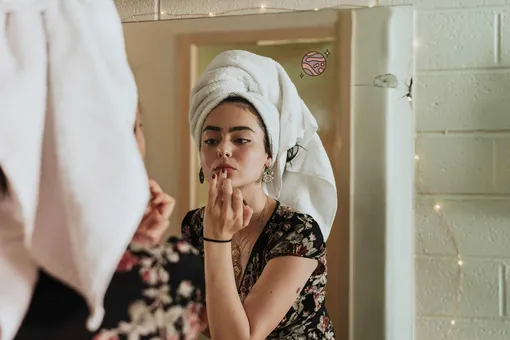 Бьюти-прогноз с 24 по 31 января: выбираем лучшие дни для «уколов красоты» и ламинирования волос