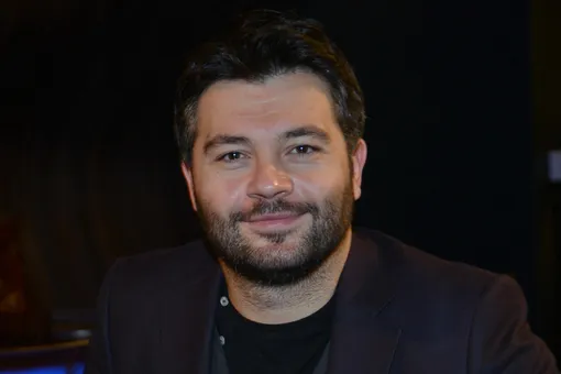 «Меня срочно прооперировали»: Алексей Чумаков заявил, что его спасла жена «Меня срочно прооперировали»: Алексей Чумаков заявил, что его спасла жена