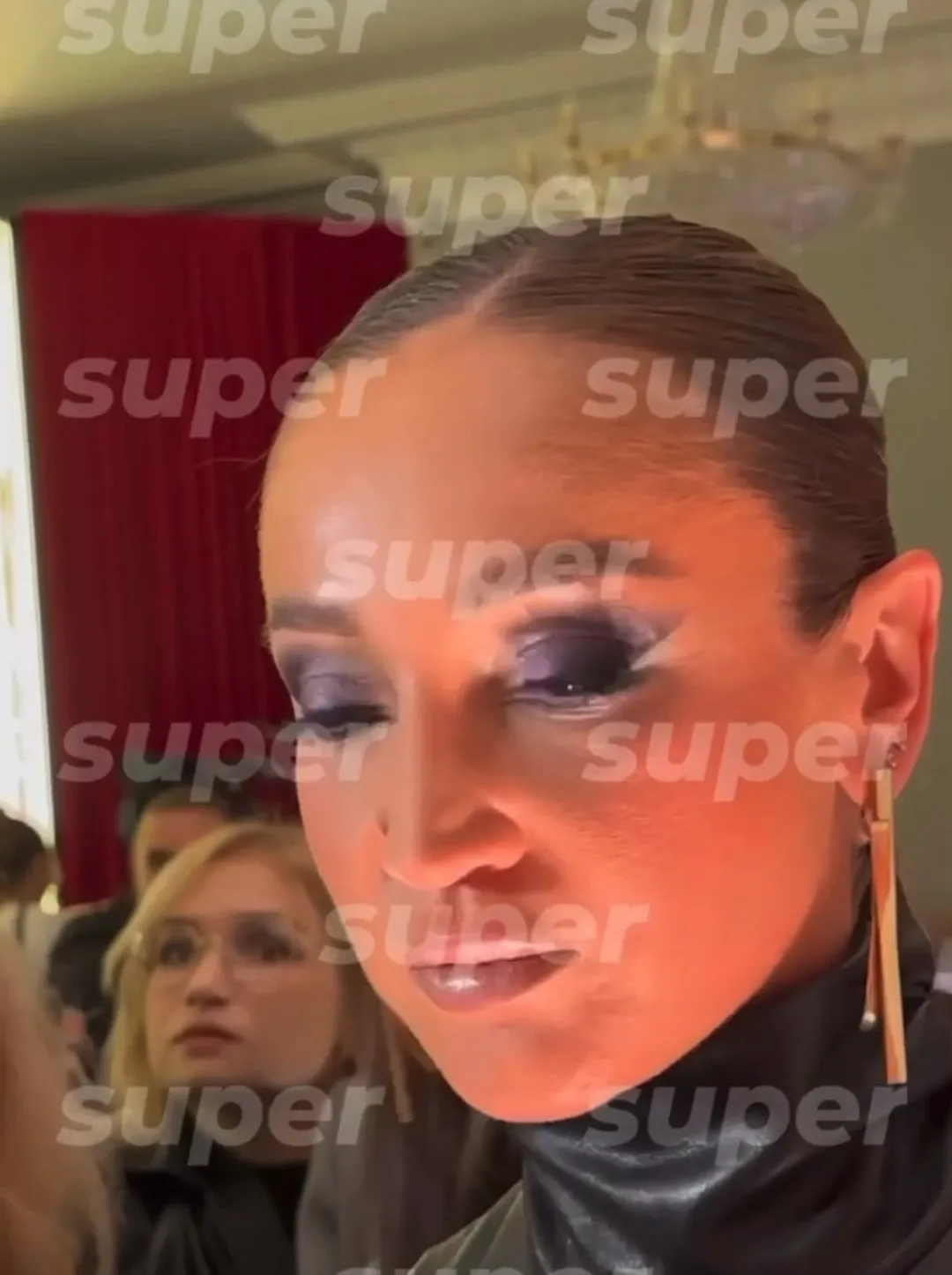 Нажми и смотри Нажми и смотри