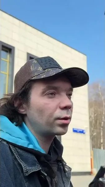 Нажми и смотри