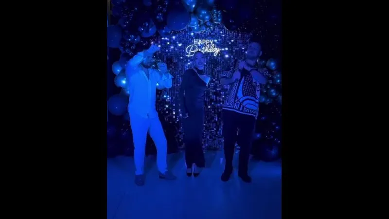 Нажми и смотри