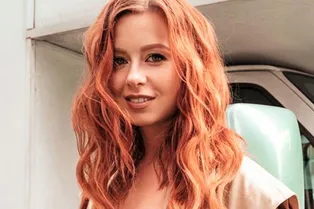 «Неожиданно!»: Юлия Савичева в топе и шортах показала татуировку под грудью «Неожиданно!»: Юлия Савичева в топе и шортах показала татуировку под грудью