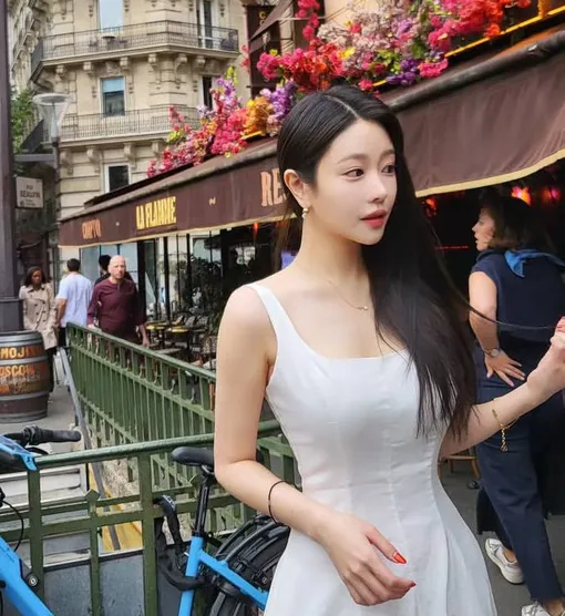 Сон Су Ин — популярный блогер в Южной Корее — обратилась к фанатам и хейтерам Сон Су Ин — популярный блогер в Южной Корее — обратилась к фанатам и хейтерам